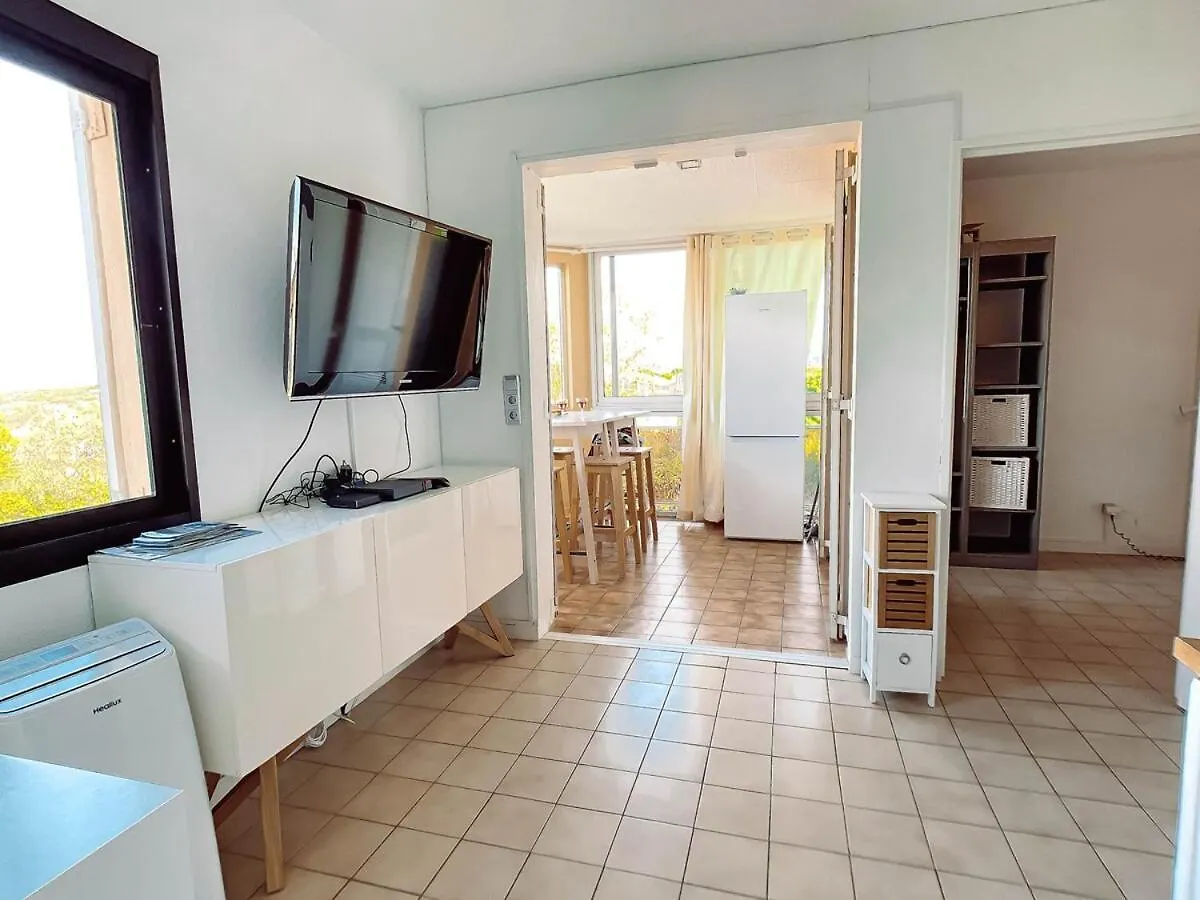 סיס-פור-לה-פלאז' T3 Avec Vue Mer Imprenable Dans Une Residence Avec Piscine דירה
